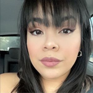 Meet your Posher, Sabrina